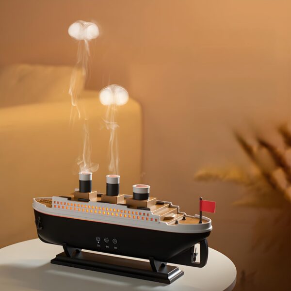 Titanic Ship Aroma Diffuser & Humidifier – USB Ultrasonic Essential Oil Diffuser with LED Night Light
